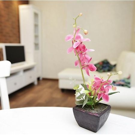 Apartment On Bulvar Mira 8 Karaganda Exterior photo